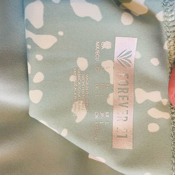 Forever 21 Long Line Sports Bra LARGE Jade Square Neck Moisture Wicking Gym NWT - Picture 8 of 9